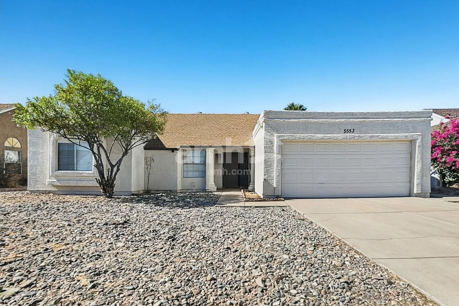 5553 W Shangri-la Rd Glendale, AZ 85304 photo 2