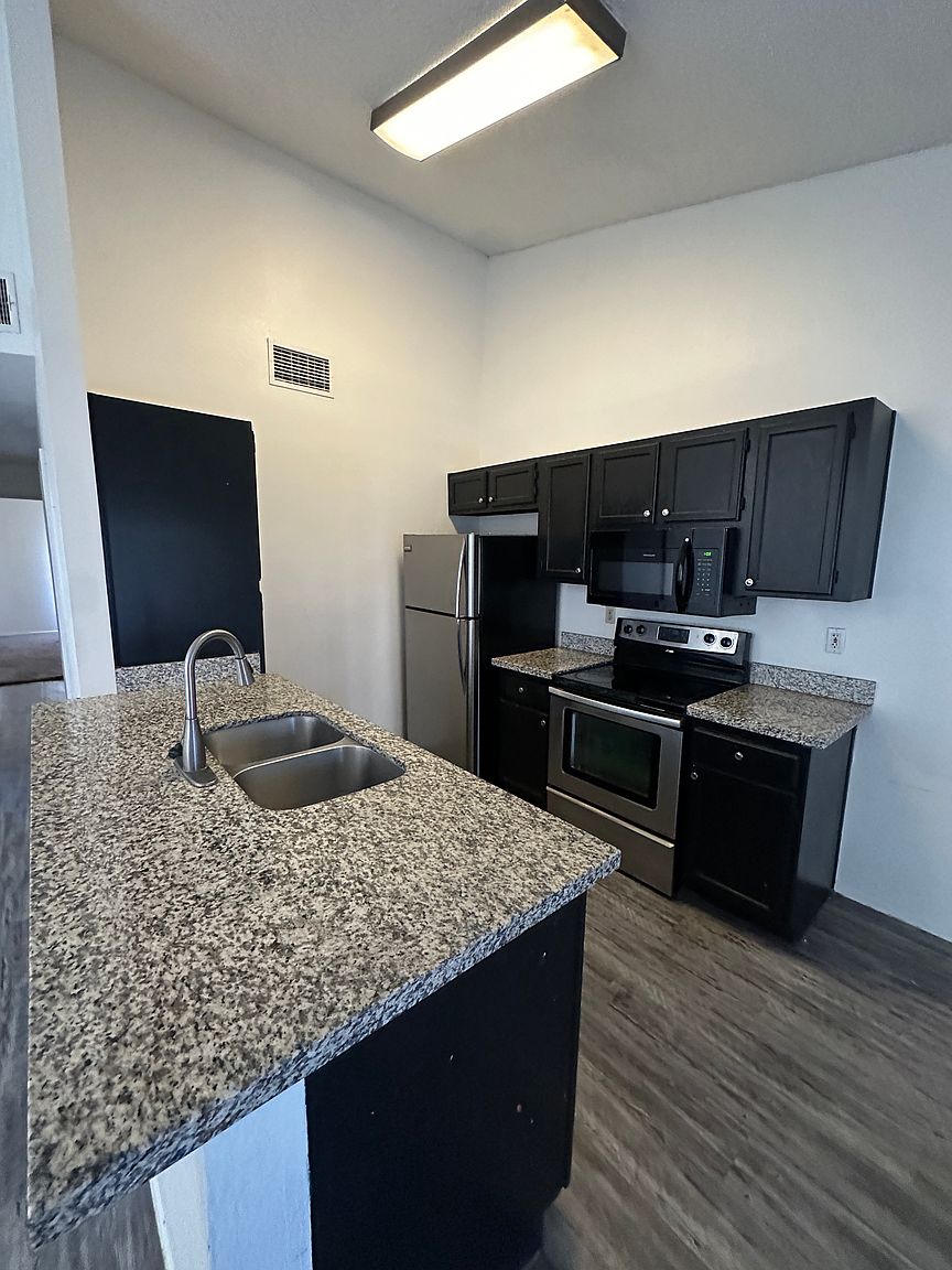 Sunset Estates photo 5