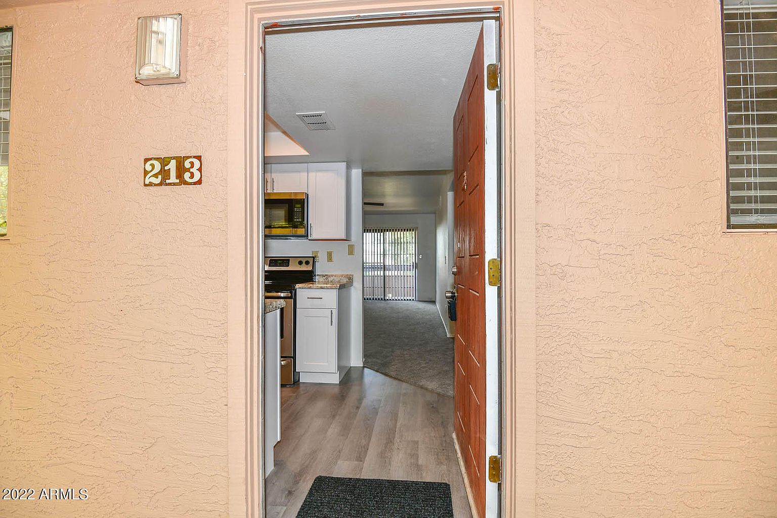 3131 W Cochise Dr photo 5