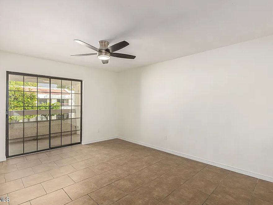 3119 West Cochise Drive #213 - 1 photo 3