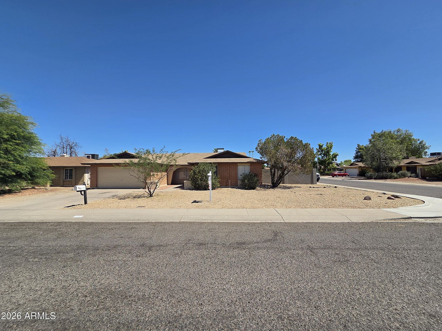 3746 W Surrey Ave Phoenix, AZ 85029 photo 4