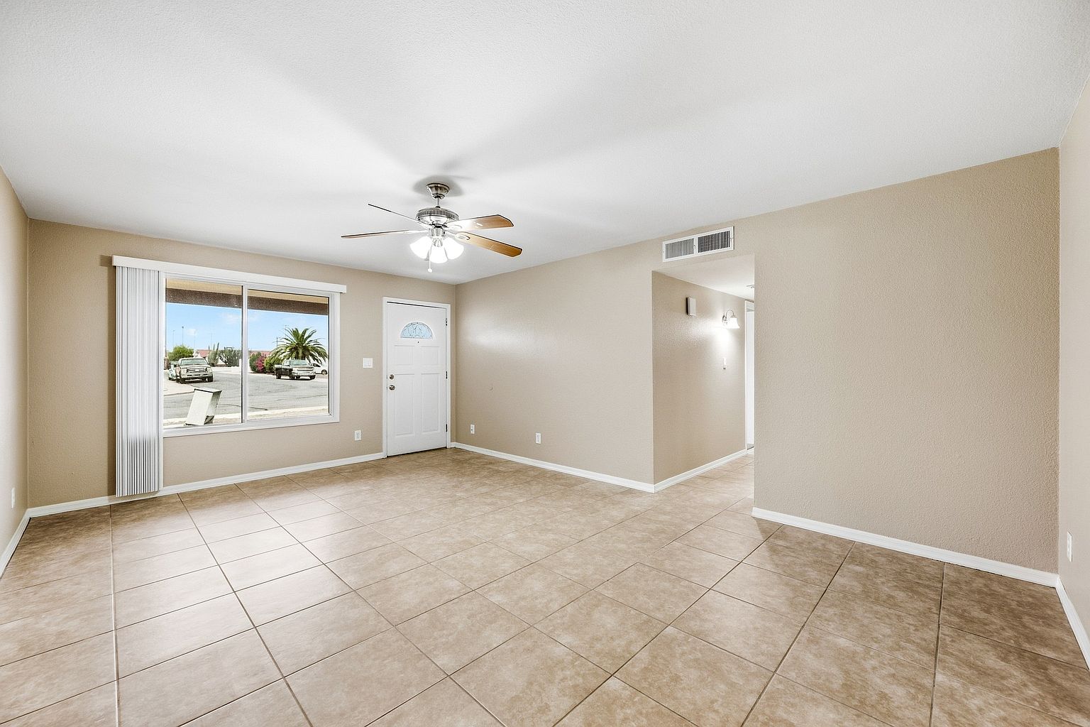 3601 W Cortez St photo 4