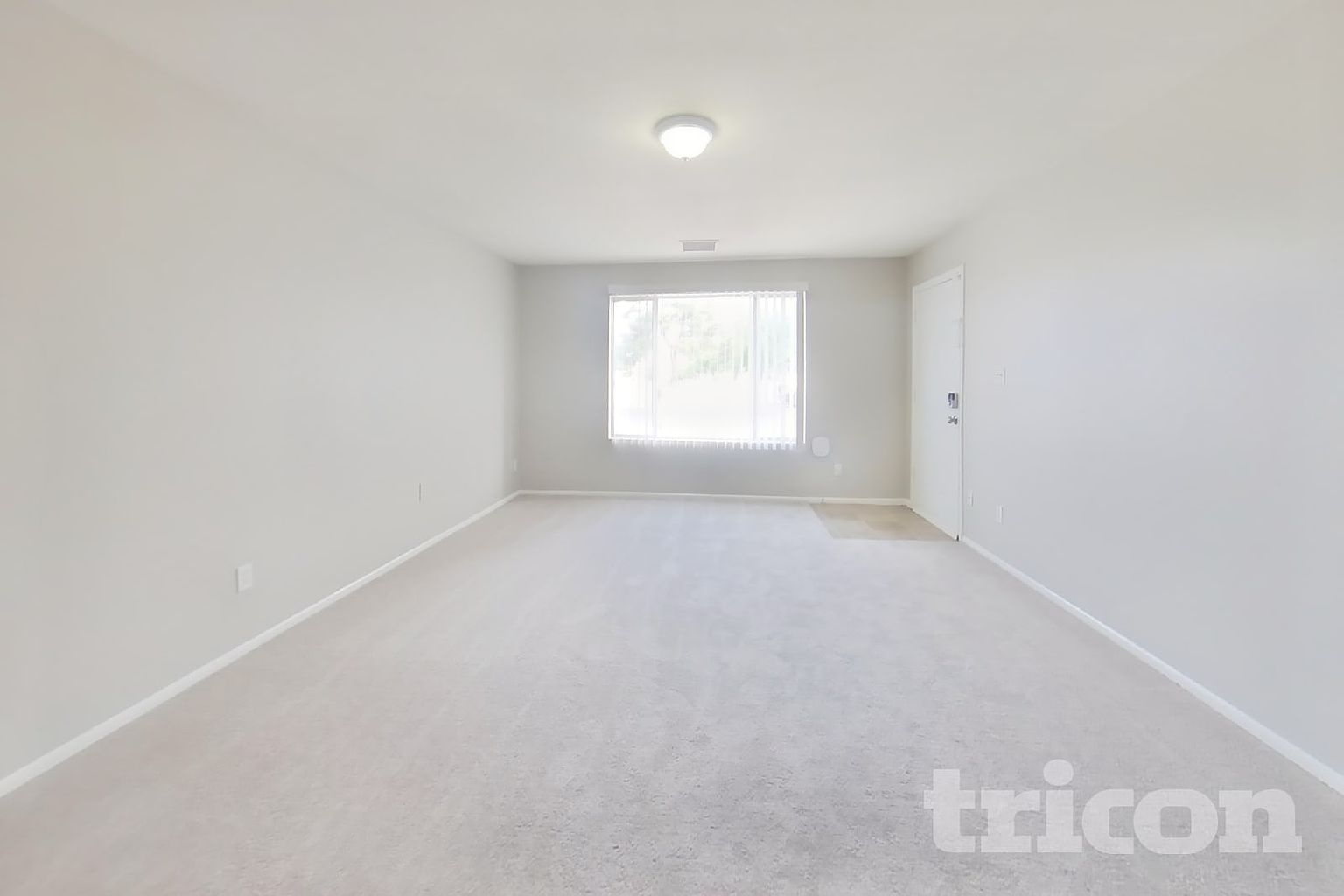 3849 W Poinsettia Dr Phoenix, AZ 85029 photo 3