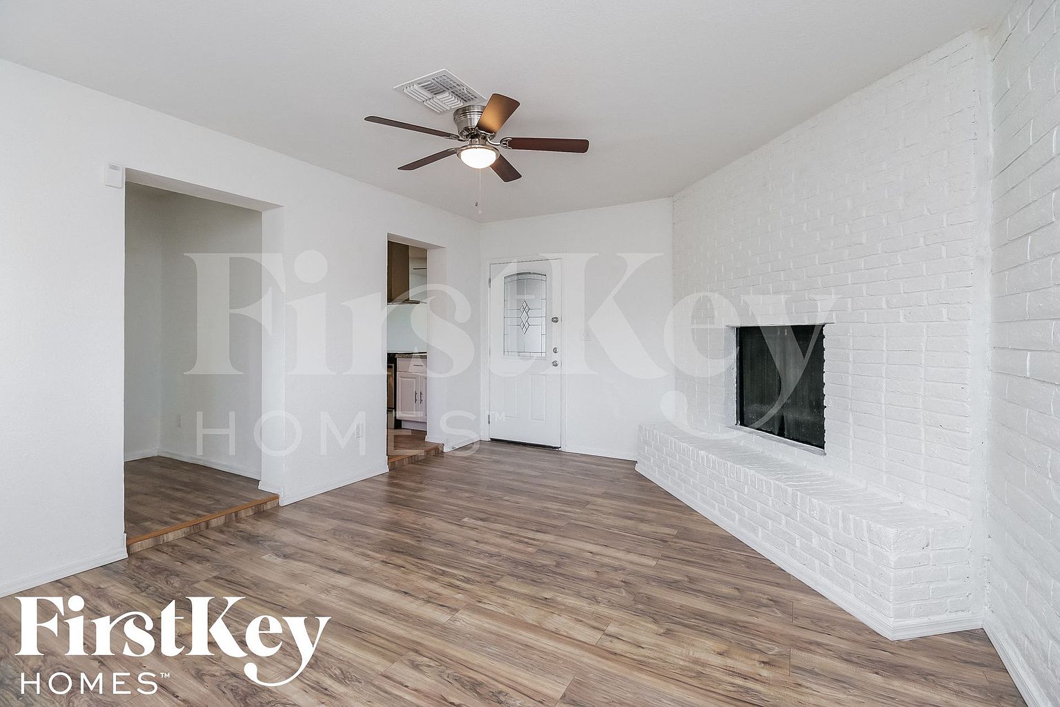 3734 W Sierra St Phoenix, AZ 85029 photo 3
