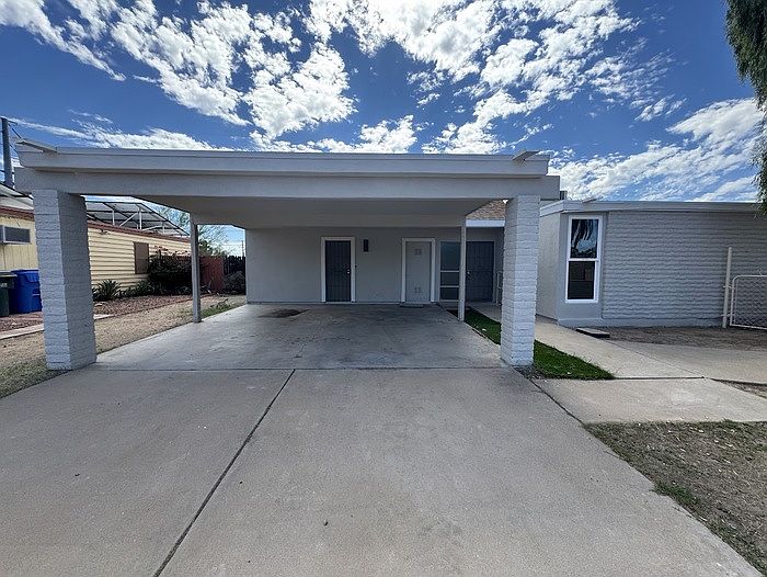 3517 W Vogel Ave