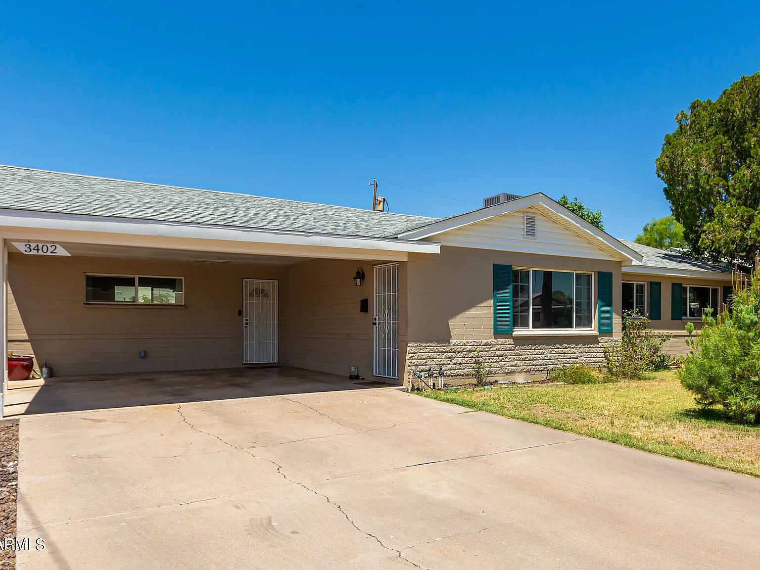 3402 W Laurel Ln photo 5