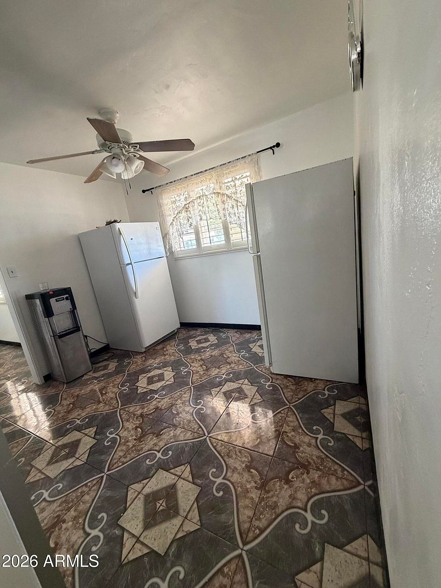 8619 N 30th Dr Phoenix, AZ 85051 photo 5