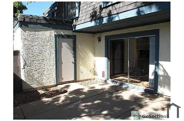 8011 N 32nd Ln photo 3