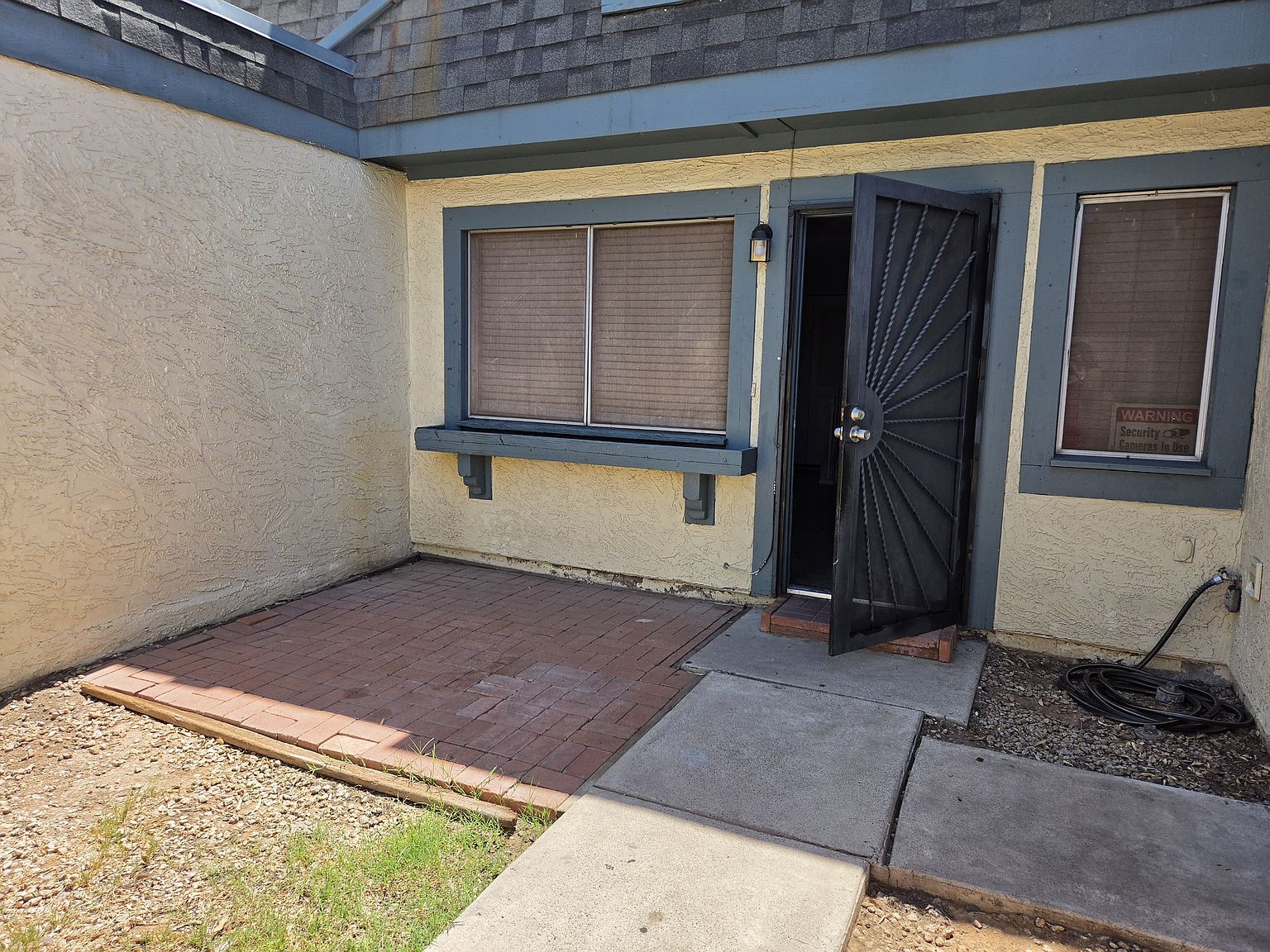 3213 W Royal Palm Rd photo 3