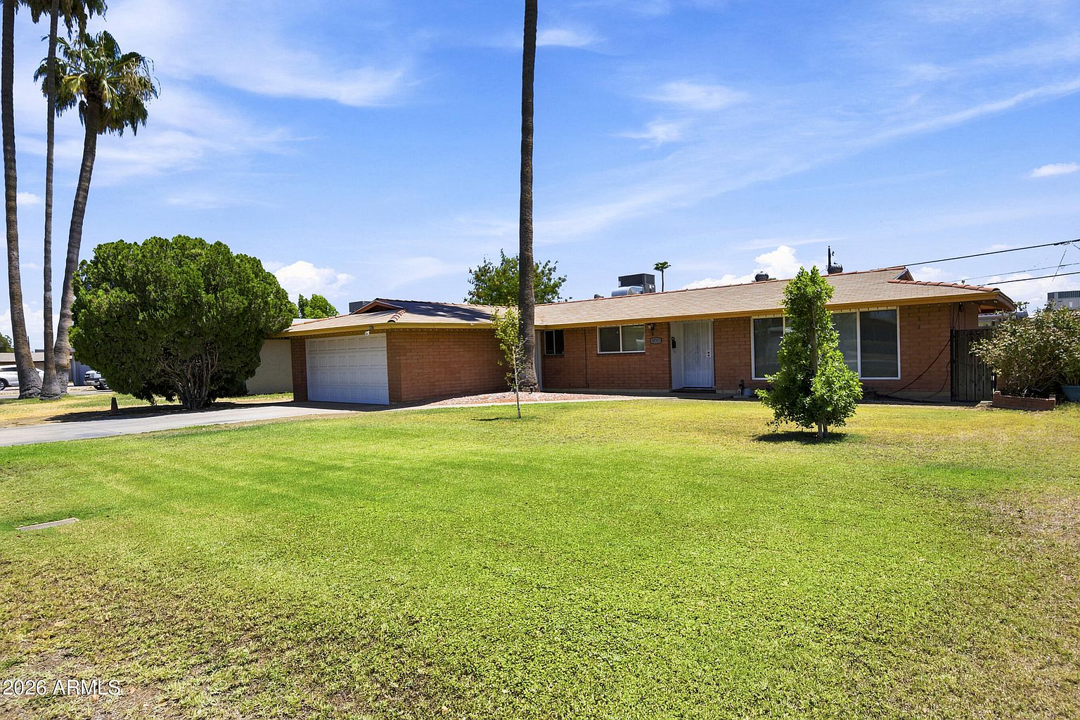 3737 W Griswold Rd Phoenix, AZ 85051 photo 3