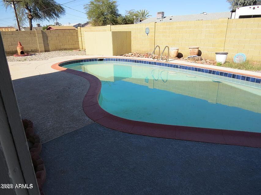 3618 W El Caminito Dr Phoenix, AZ 85051 photo 2