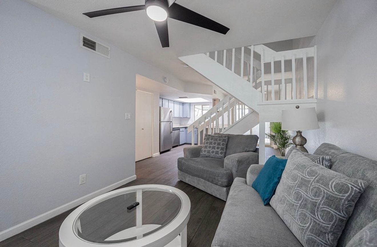 2724 W McLellan Blvd Phoenix, AZ 85017 photo 4