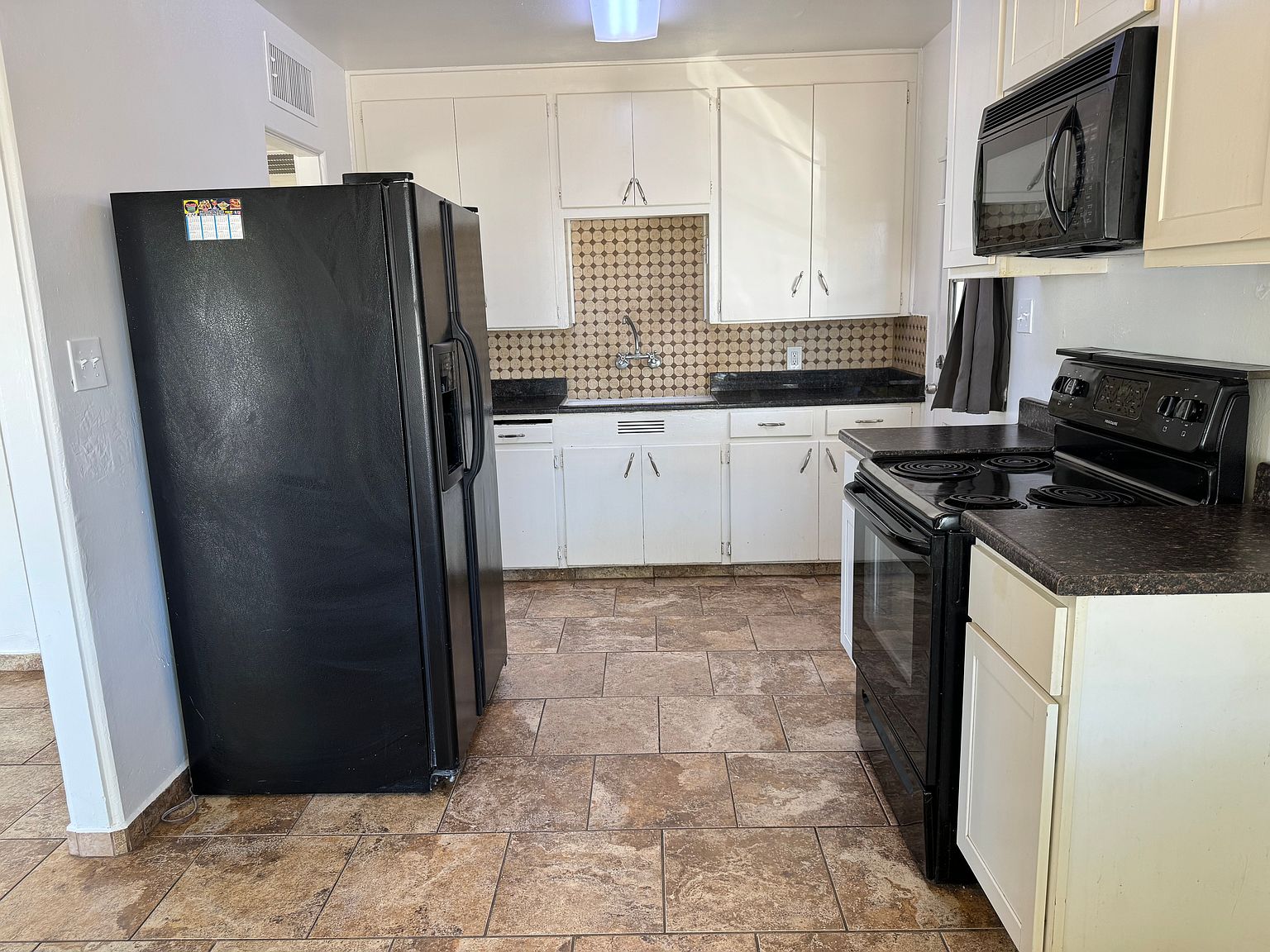 2733 W Keim Dr photo 3