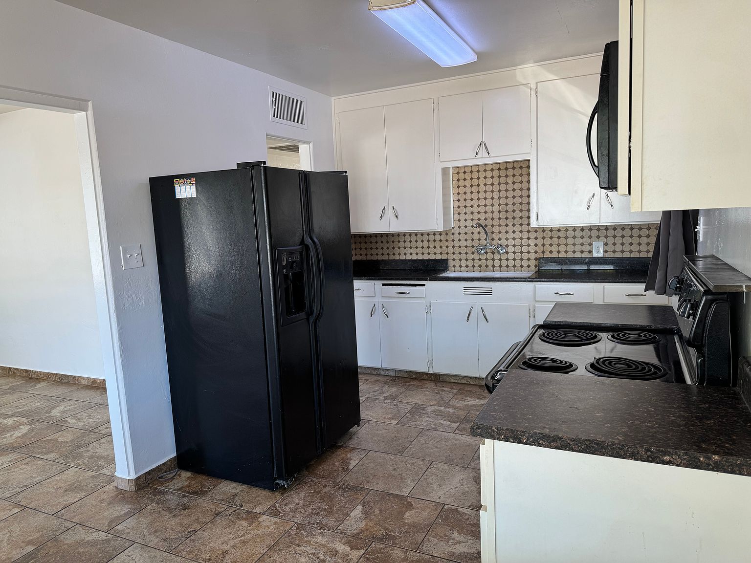2733 W Keim Dr photo 2