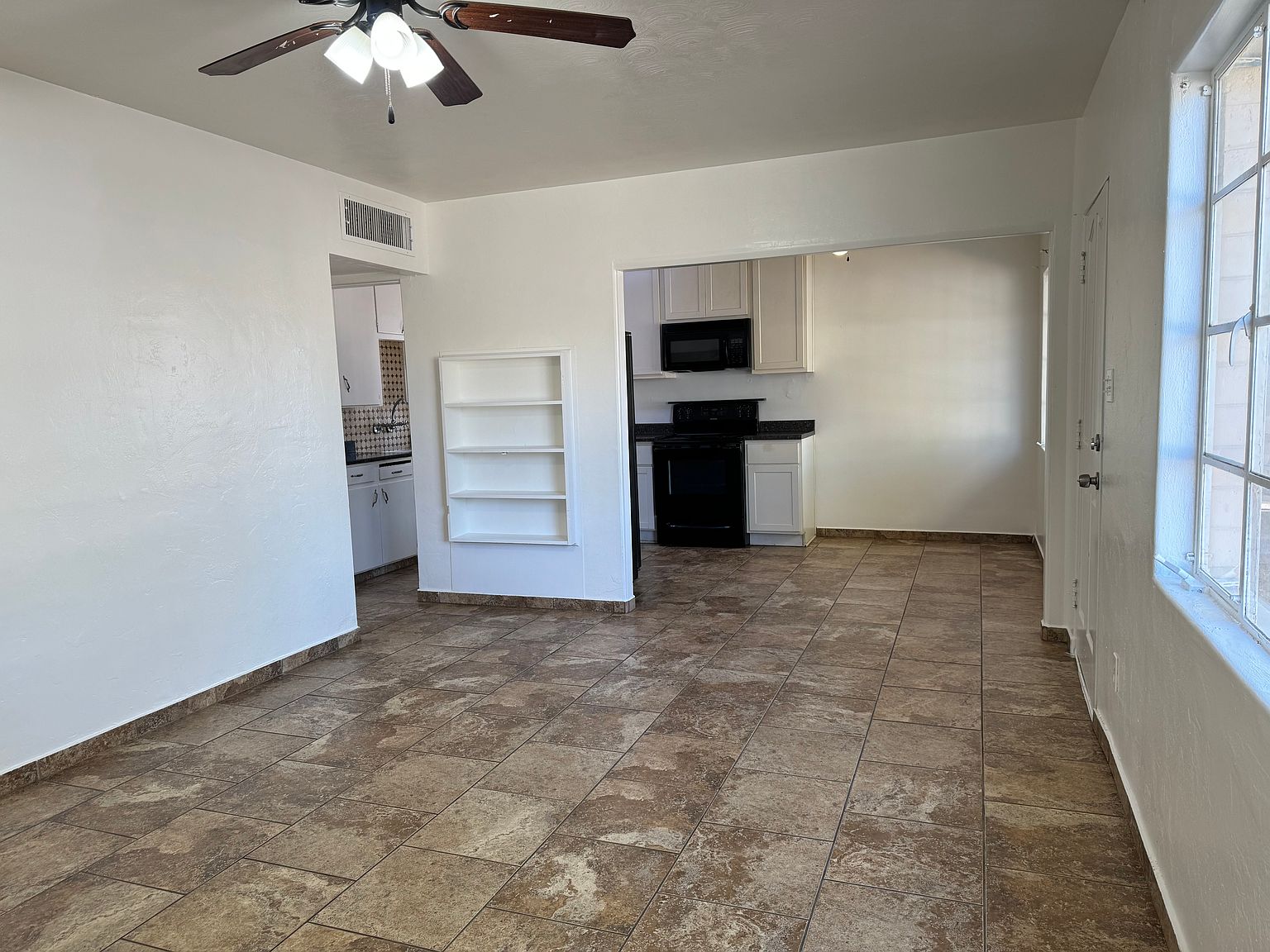 2733 W Keim Dr photo 5