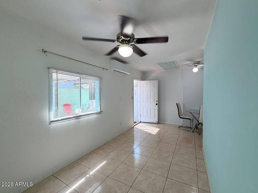 2923 W Keim Dr photo 5