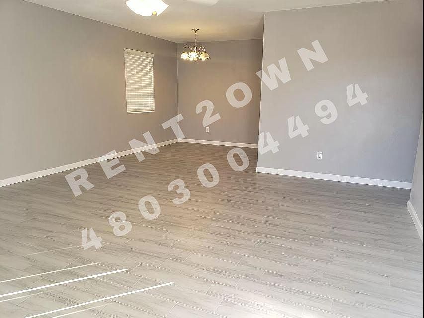 3324 W Krall St photo 5