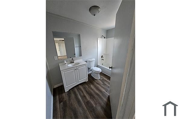 2917 W Rancho Dr photo 5