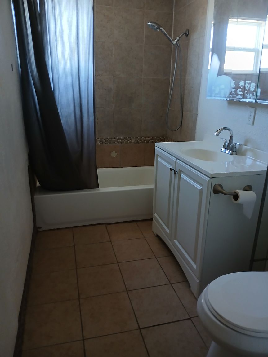 2937 W Solano Dr S photo 5