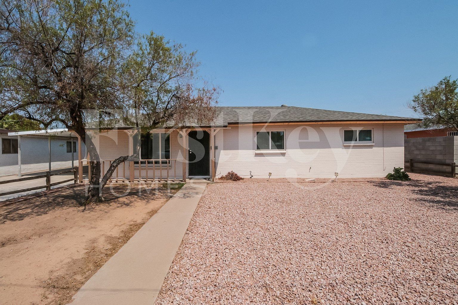 5719 N 23rd Ave Phoenix, AZ 85015 photo 2