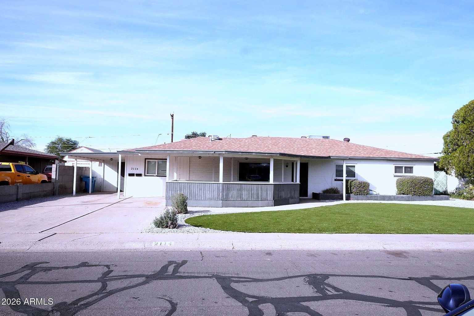 2114 W San Juan Ave Phoenix, AZ 85015 photo 2