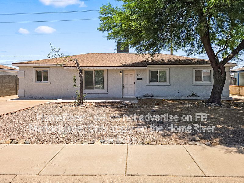 3129 W Montebello Ave photo 2