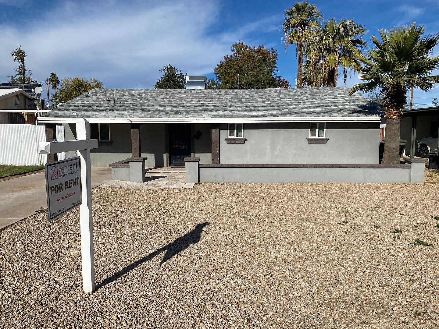 2032 W Medlock Dr photo 2