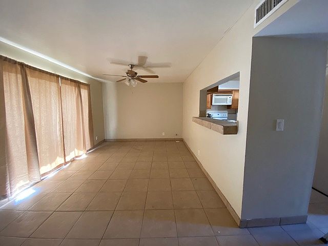 2383 W Hazelwood St photo 5