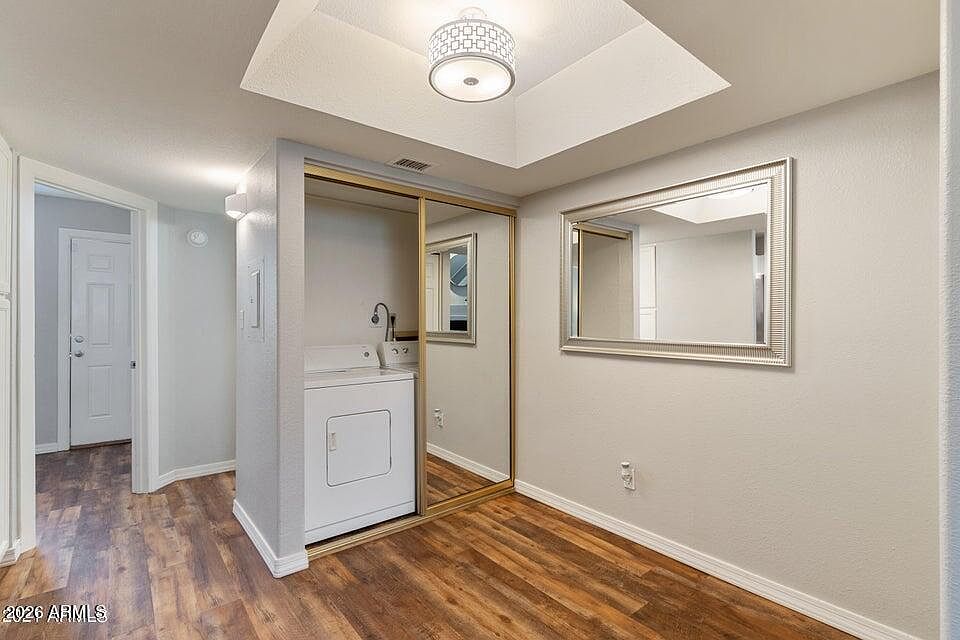 1025 E Highland Ave photo 5