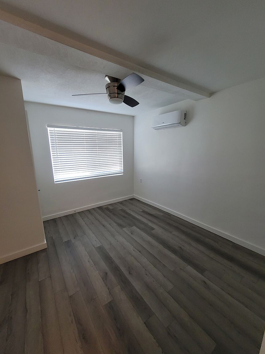 1007 E Campbell Ave photo 4