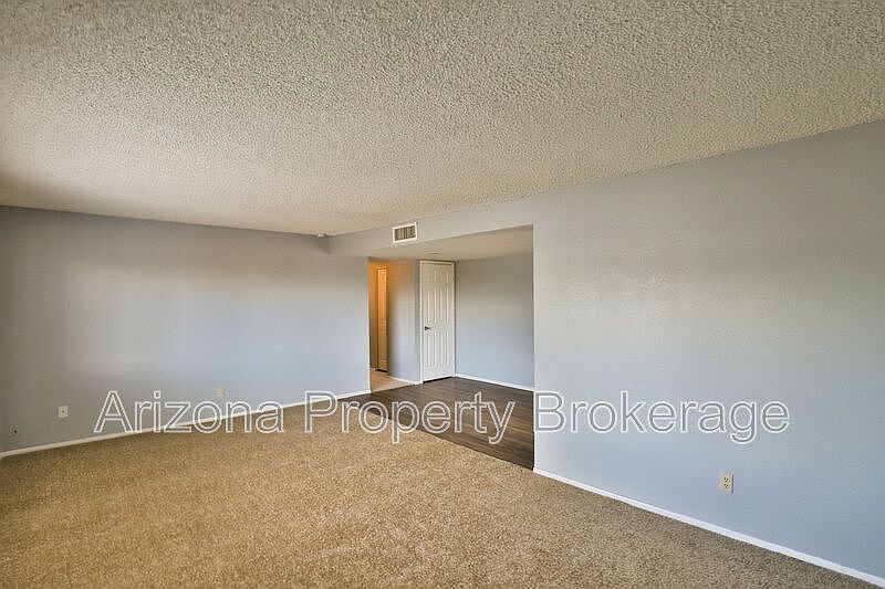 6653 N 27th Ave Phoenix, AZ 85017 photo 2
