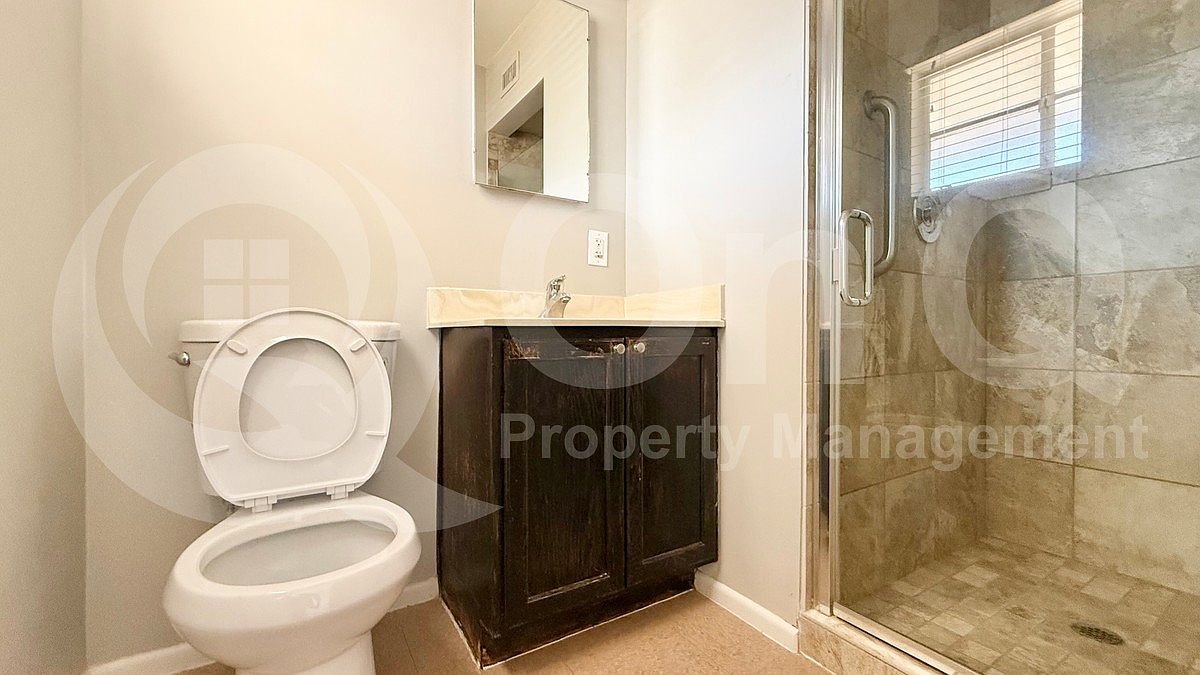1730 W Northview Ave Phoenix, AZ 85021 photo 4