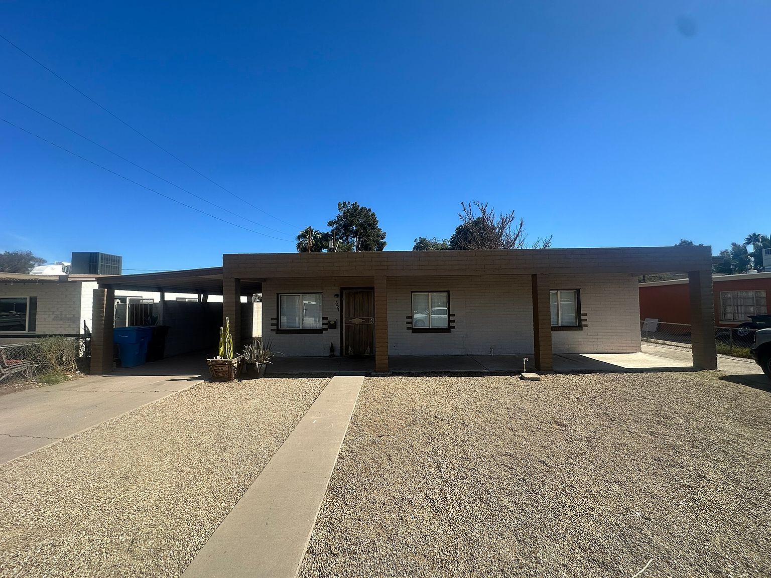 7221 N 26th Dr photo 2