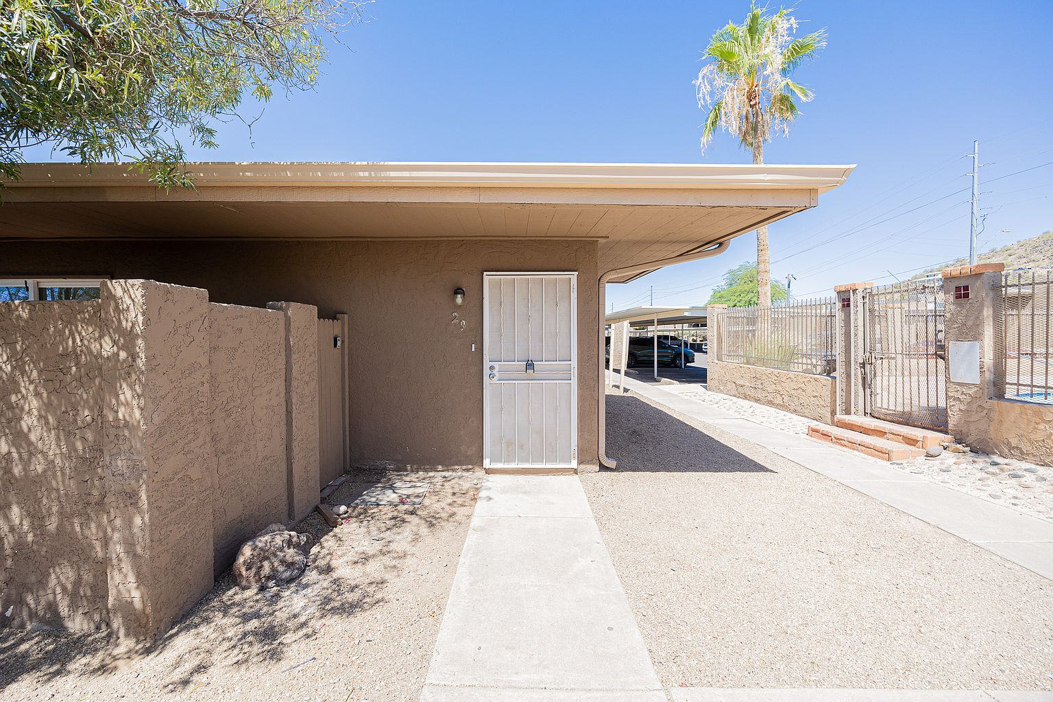 925 W Peoria Ave Unit 29 photo 4