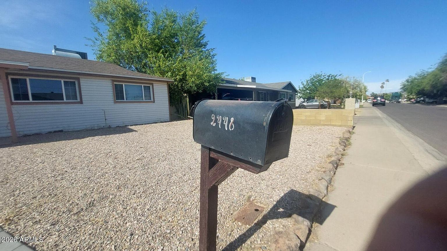 2448 W Freeway Ln Phoenix, AZ 85021 photo 4