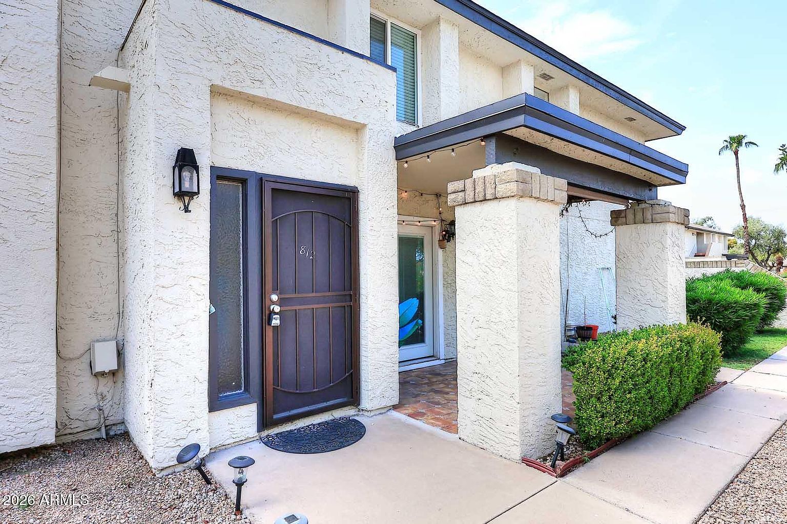 812 E Eugie Ave photo 4