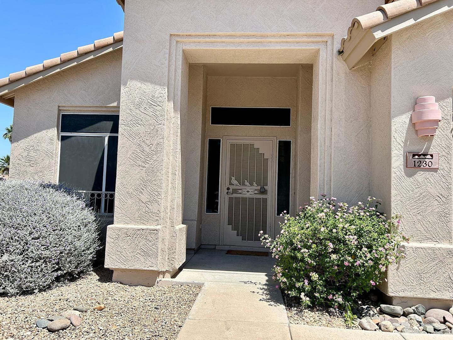 1230 E Captain Dreyfus Ave Phoenix, AZ 85022 photo 2