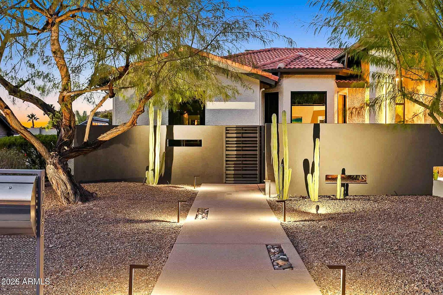 1202 W Aster Dr Phoenix, AZ 85029 photo 3