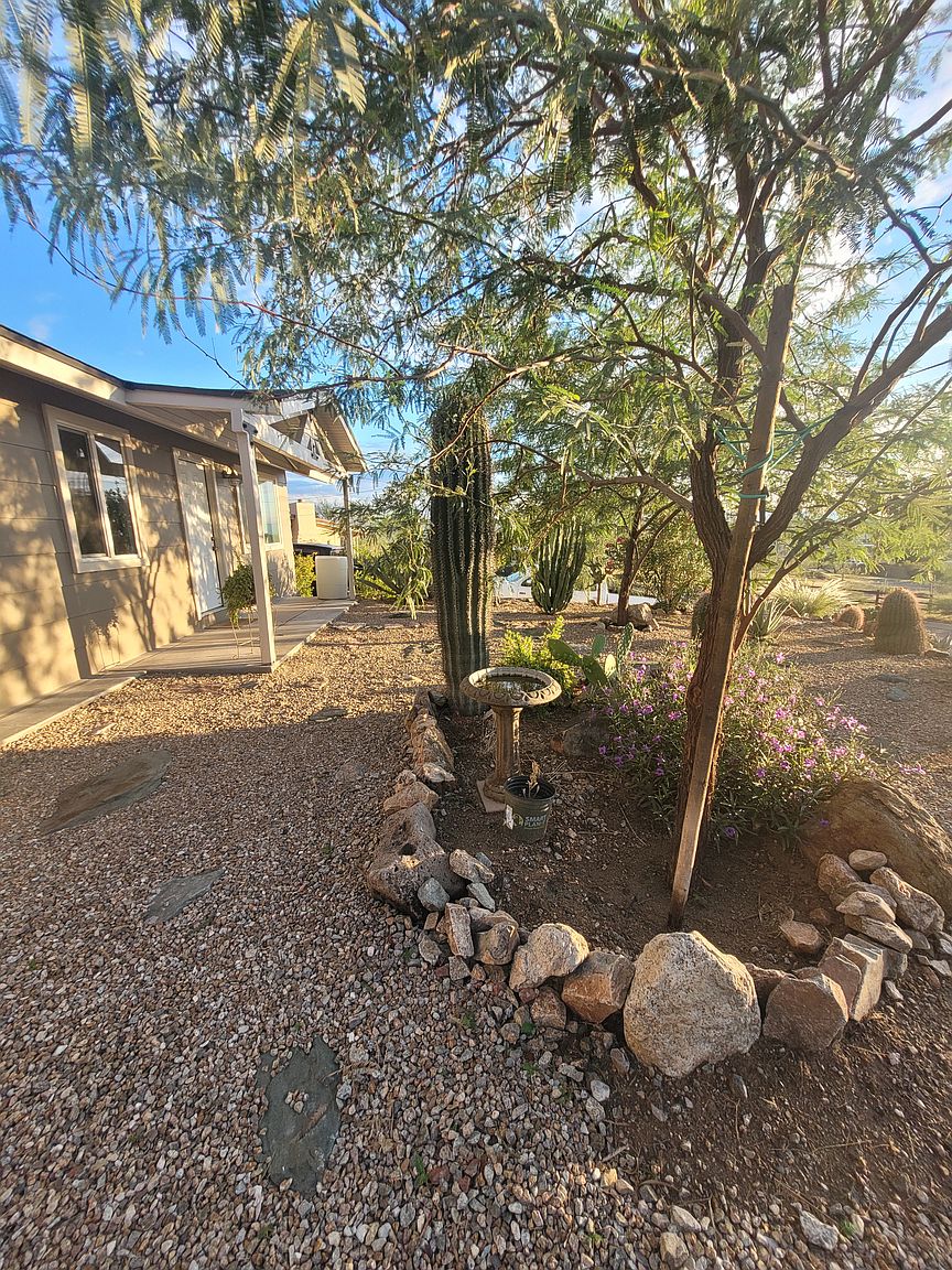 11219 N 15th Ln photo 3