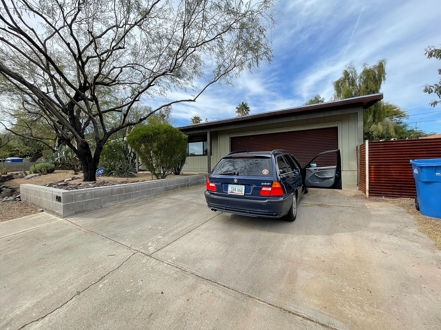 1418 E Lupine Ave photo 3