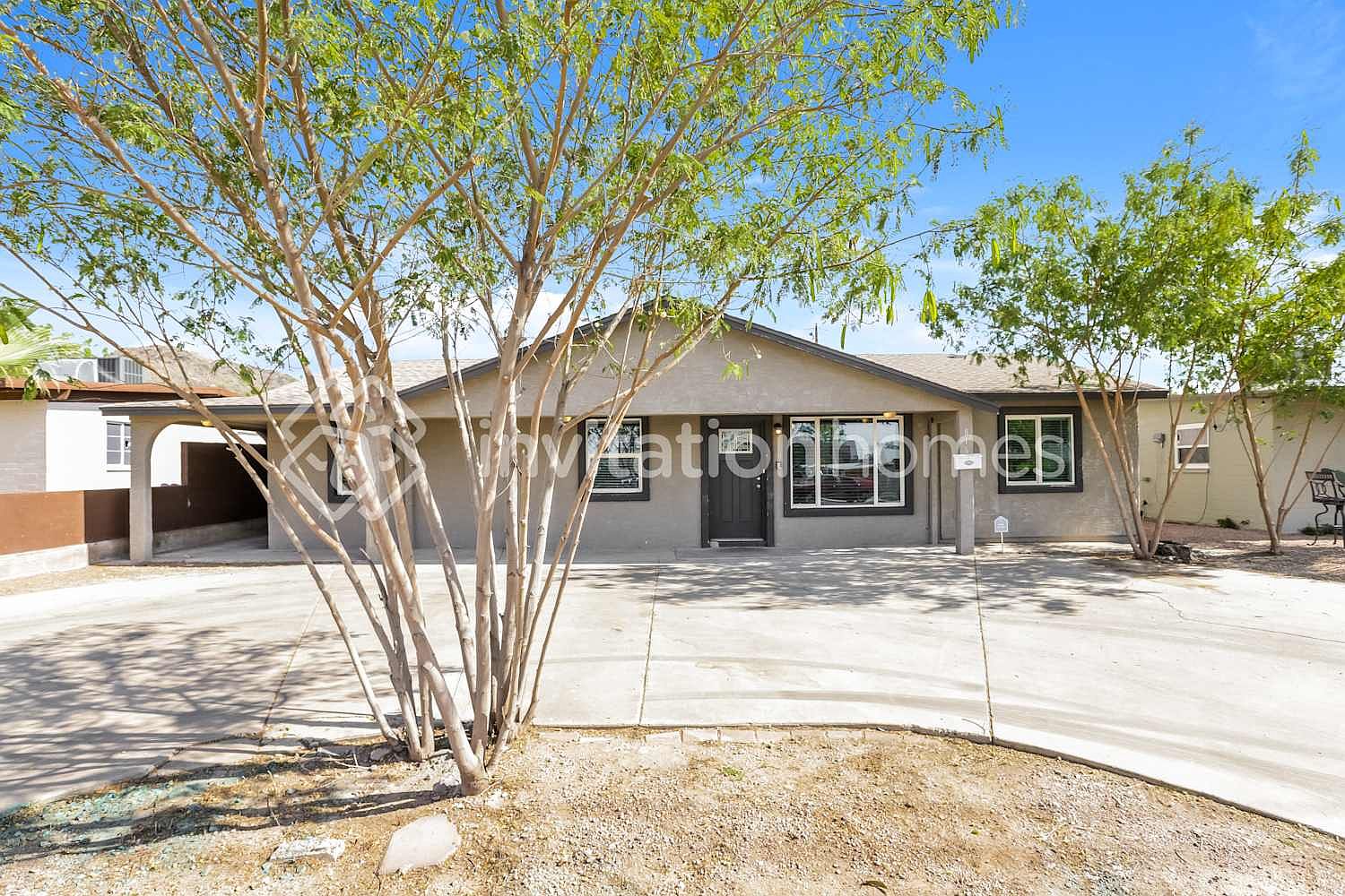 816 E Mountain View Rd Phoenix, AZ 85020 photo 3