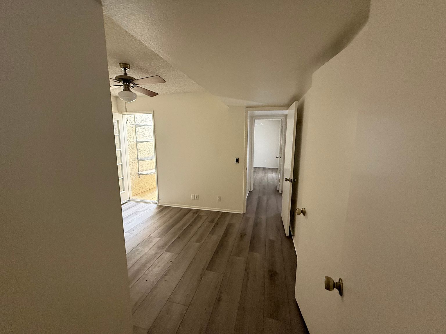 1149 E Beryl Ave photo 3