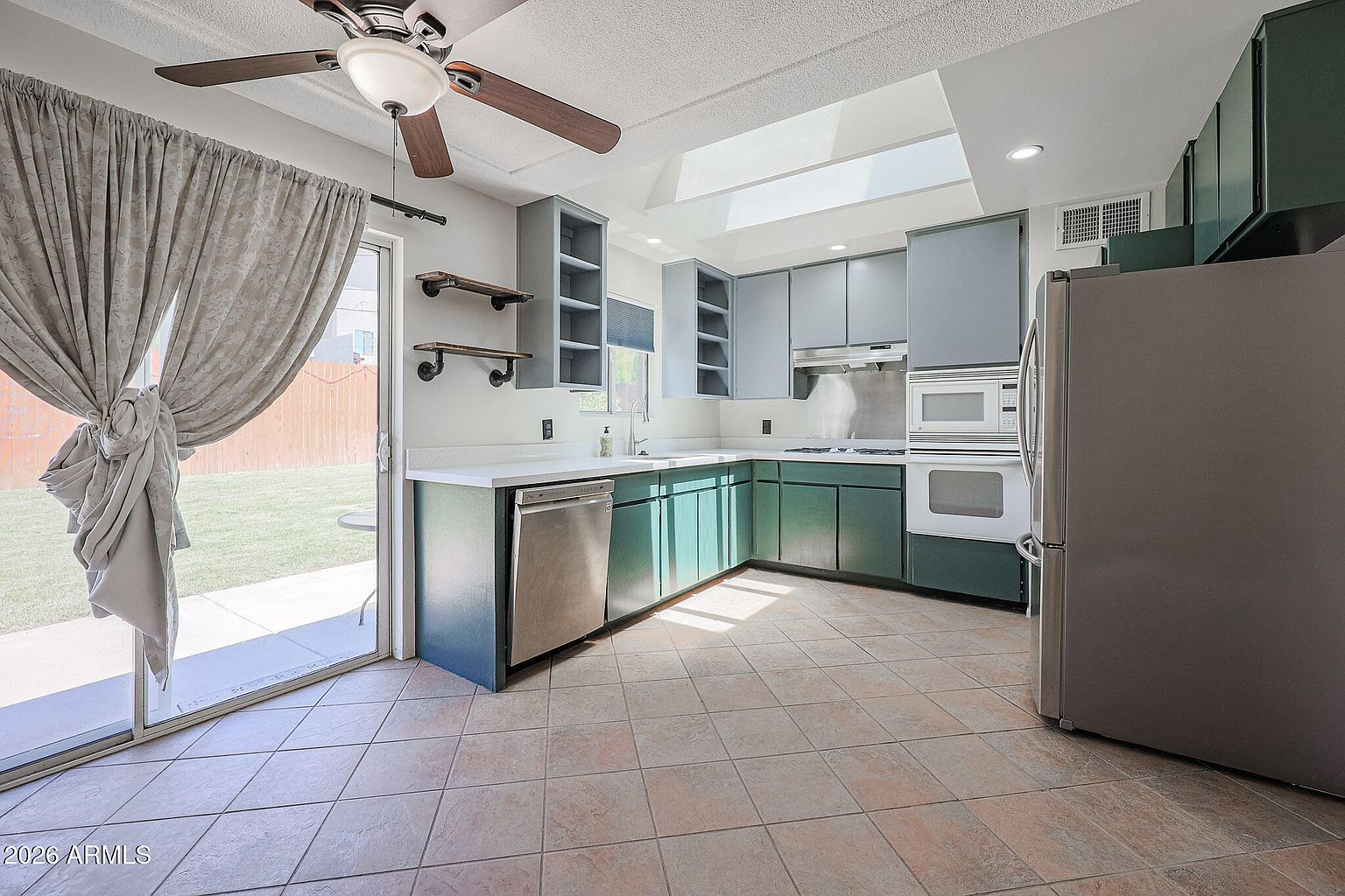 9854 N 1st St Phoenix, AZ 85020 photo 5
