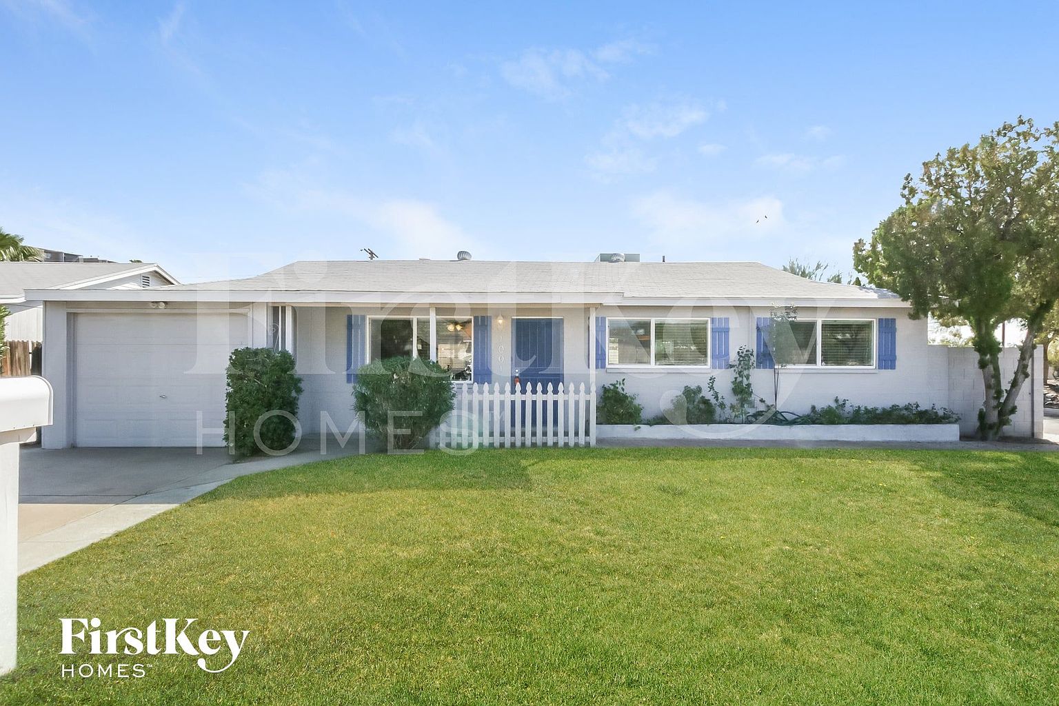 1001 E Seldon Ln Phoenix, AZ 85020 photo 2