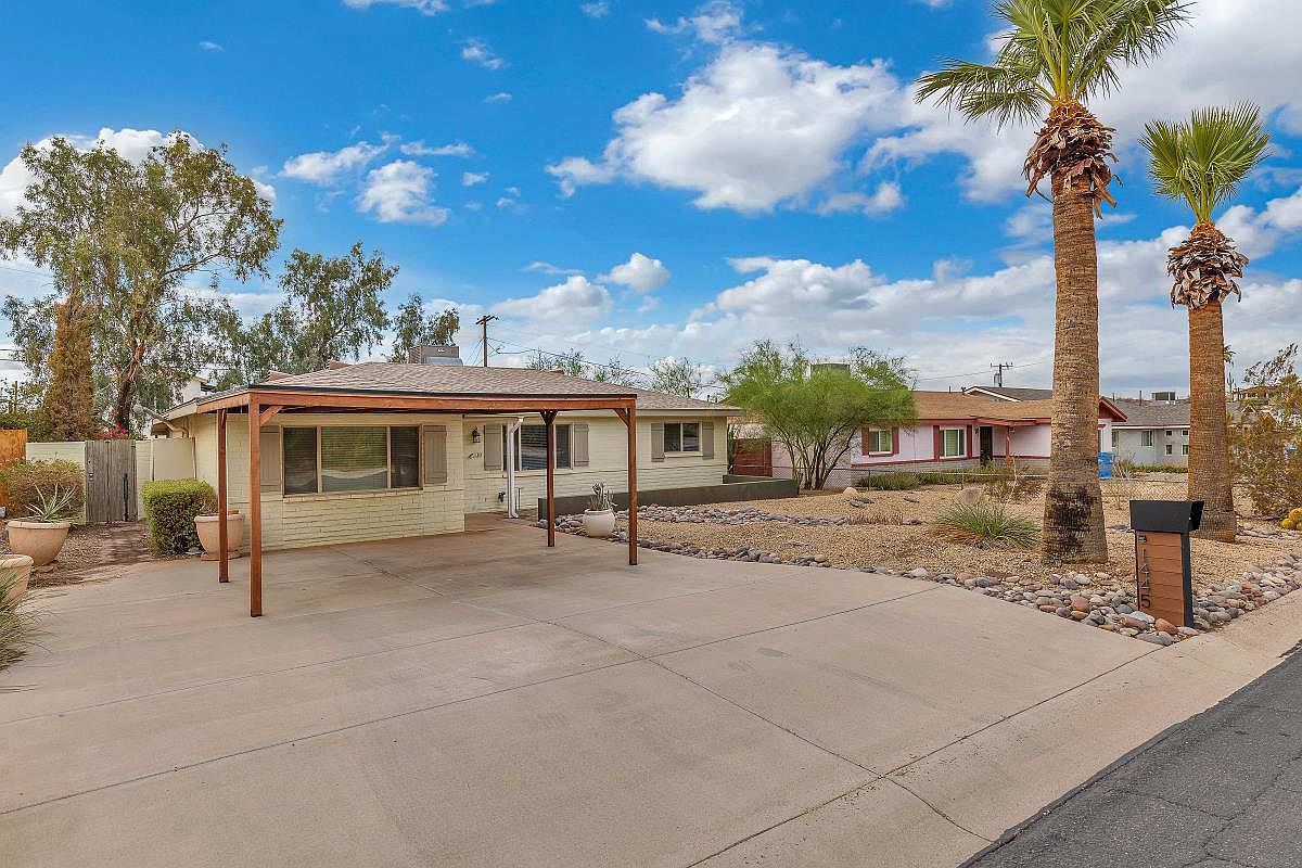 1445 E El Camino Dr photo 3