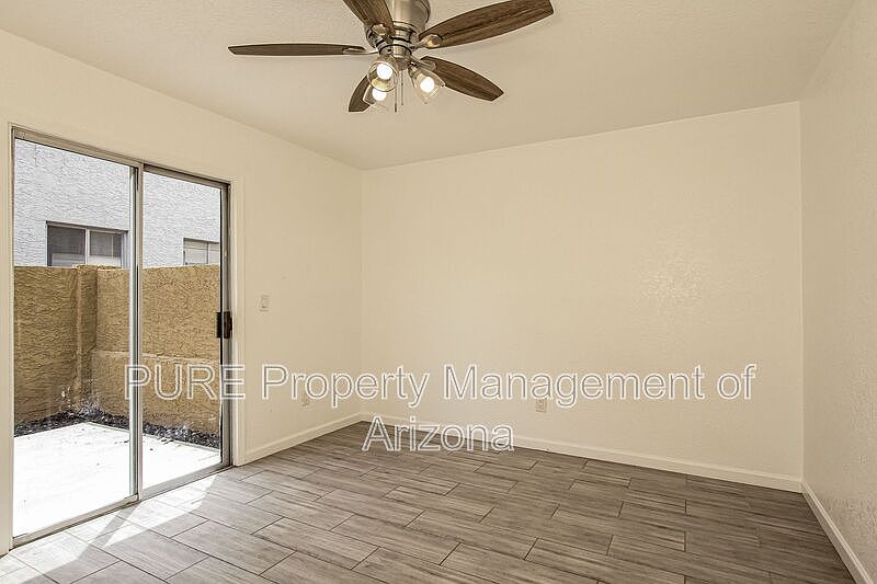 234 E Ruth Ave Phoenix, AZ 85020 photo 3