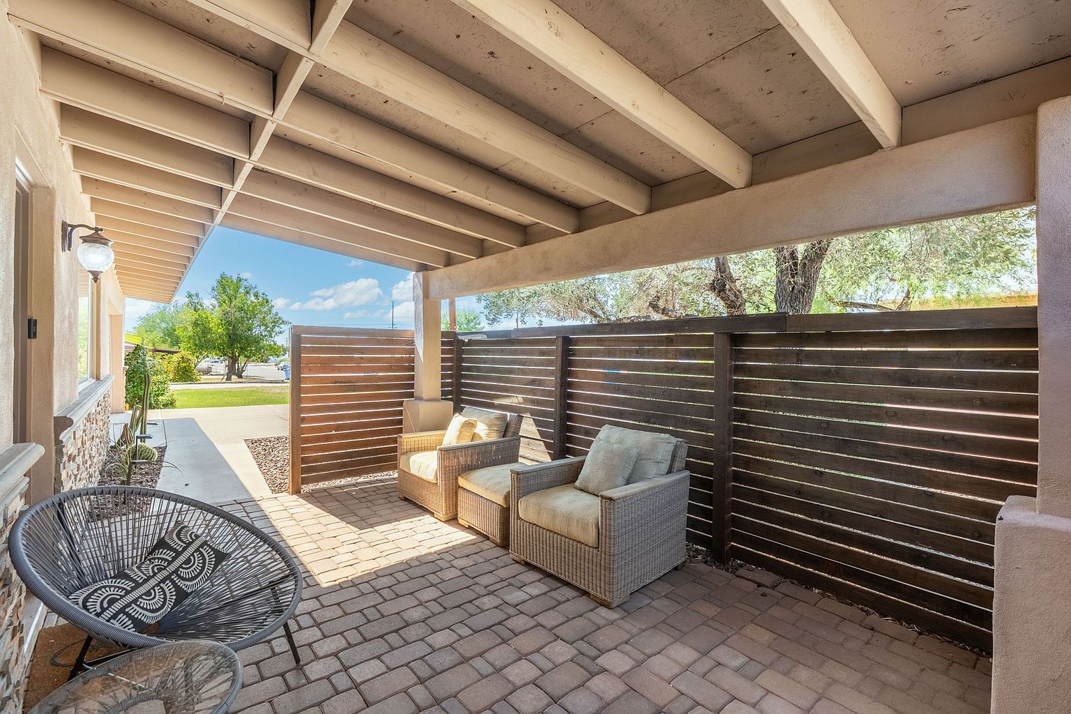 1231 E Diana Ave photo 4