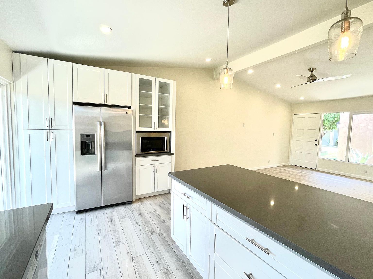 1320 E Bethany Home Rd Phoenix, AZ 85014 photo 5