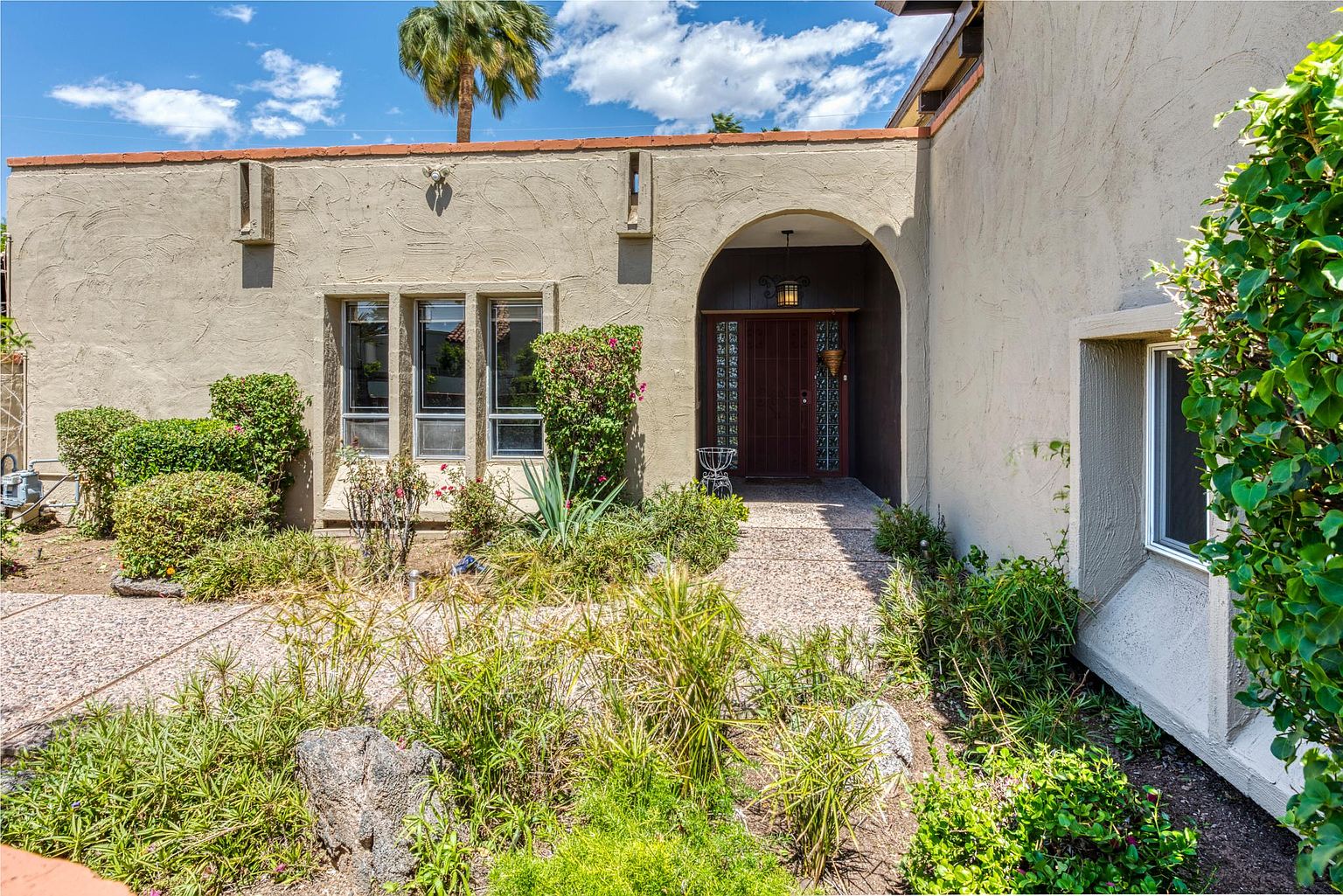 1542 E Solano Dr Phoenix, AZ 85014 photo 3