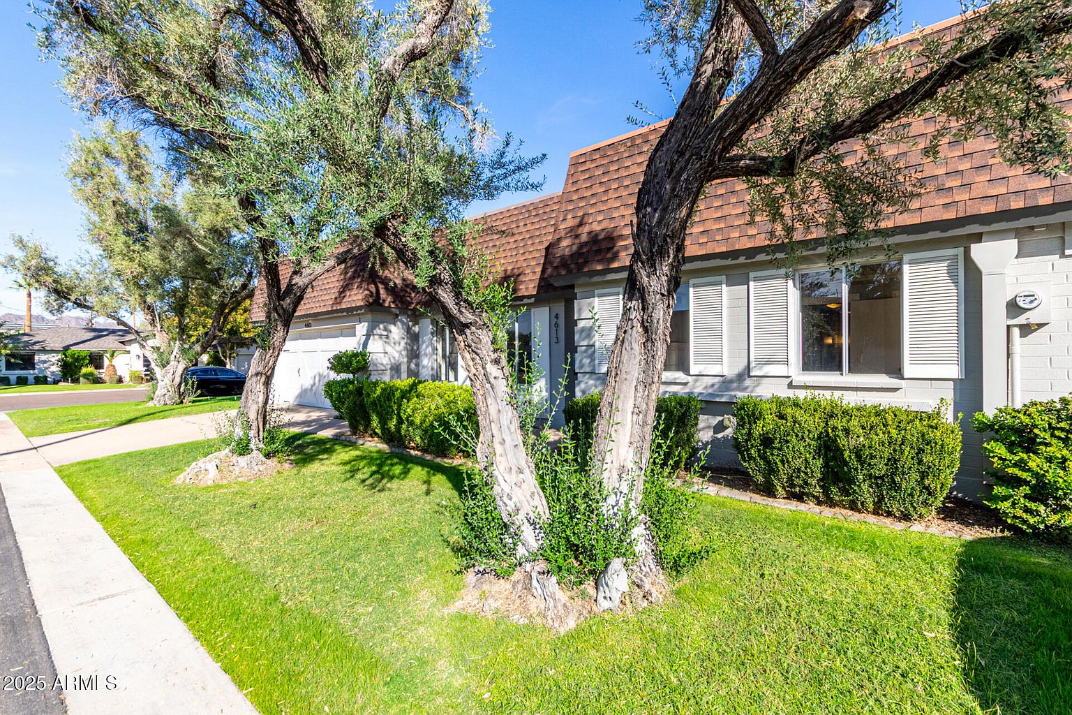 4613 N 31st Way photo 4
